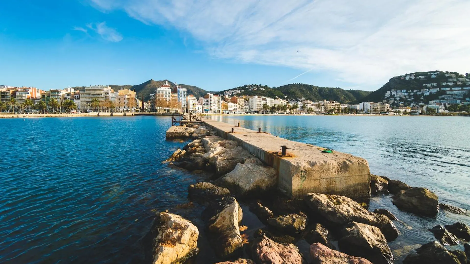 Apartment With Scenic View Ρόζες 0*,  Ισπανία