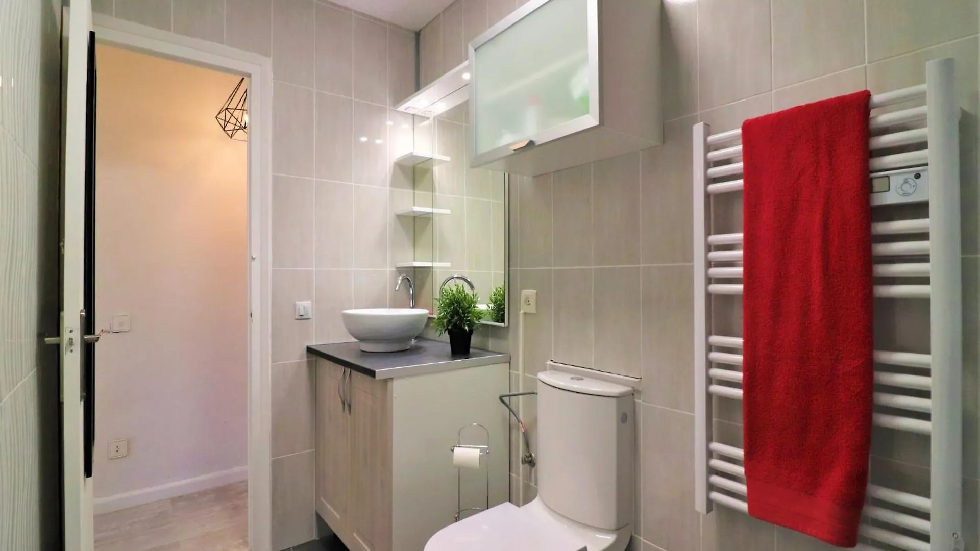 Apartment With Scenic View روساس