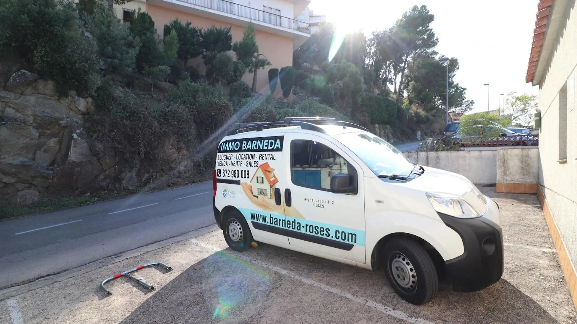 Apartment With Scenic View Ρόζες