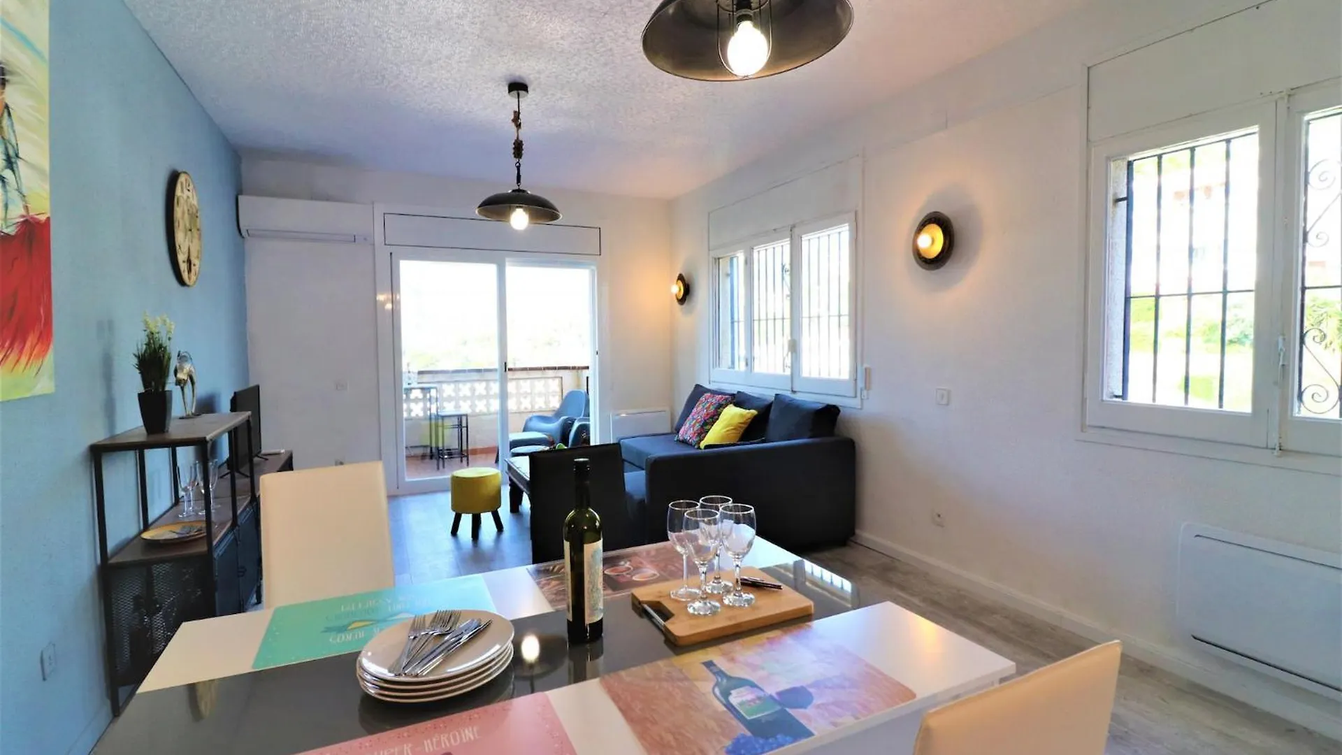Apartment With Scenic View روساس